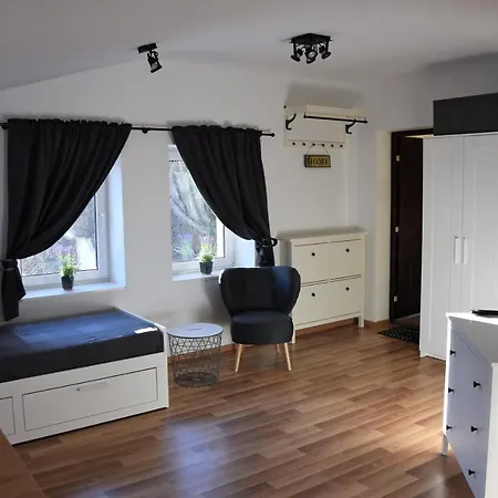 Coco Premium Saska Kepa * Warschau